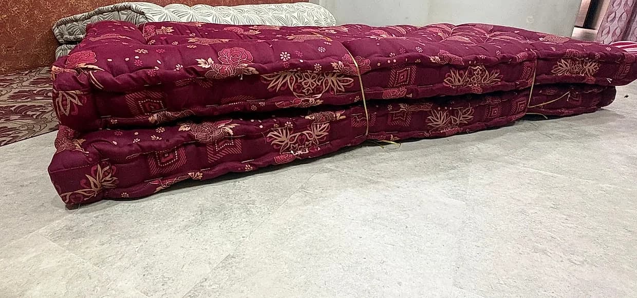 गोदाम में डिस्पैच के लिए तैयार स्टैक